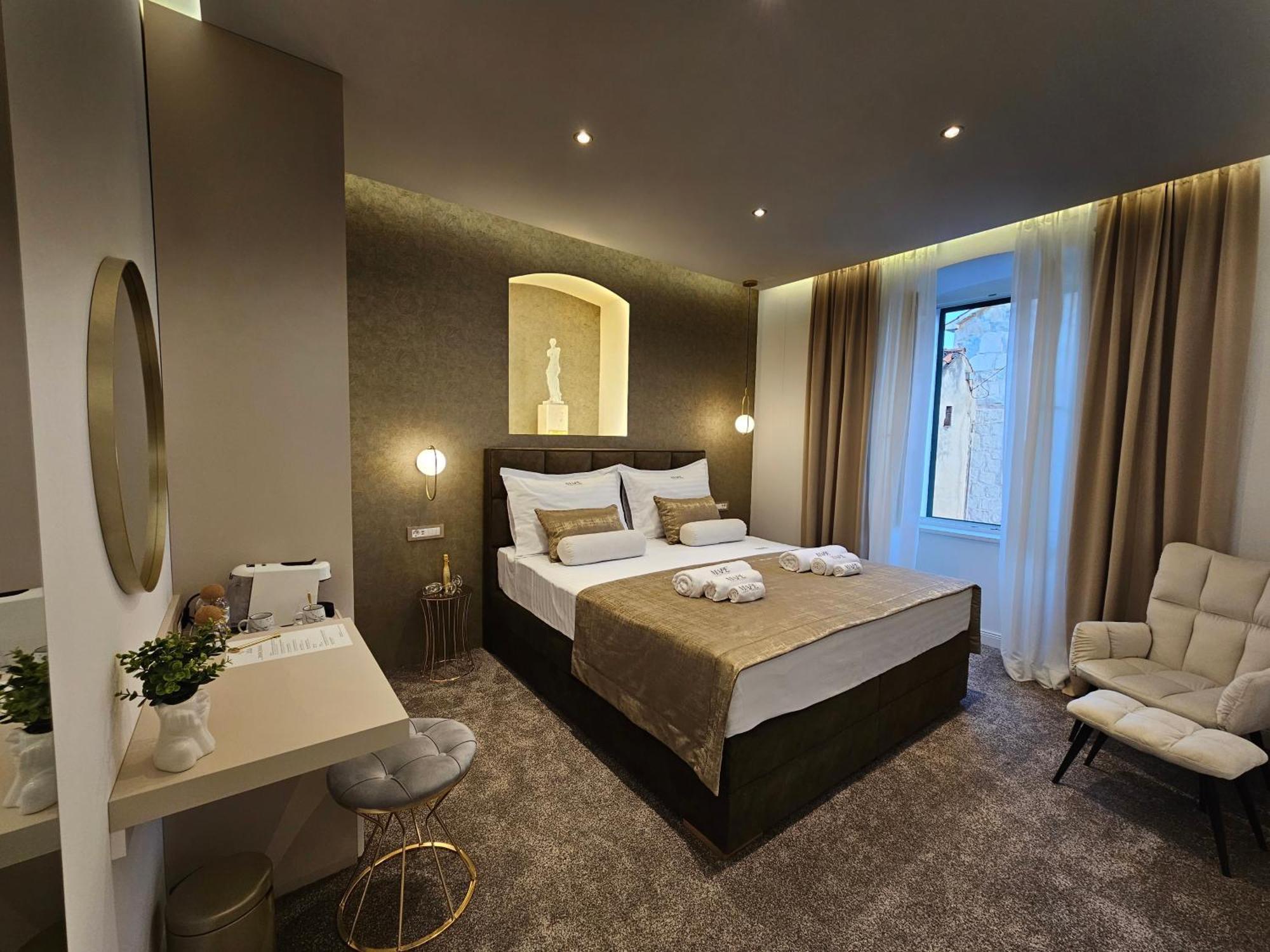 Ma Pe Luxury Rooms Split Bagian luar foto